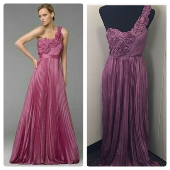 BCBGMaxAzria Dresses & Skirts - Stunning BCBG MaxAzria One-Shoulder Pleated Gown
